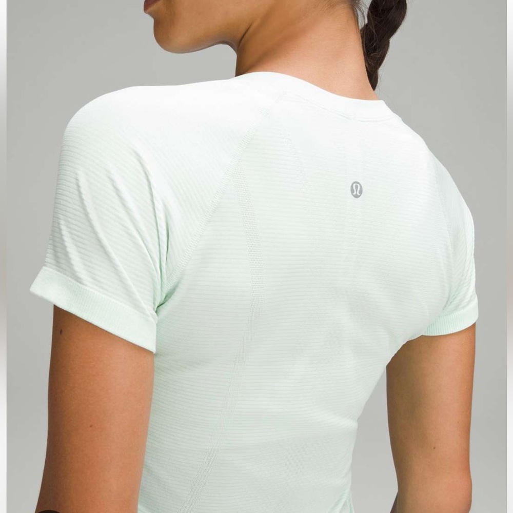 Lululemon Swiftly Tech Short Sleeve